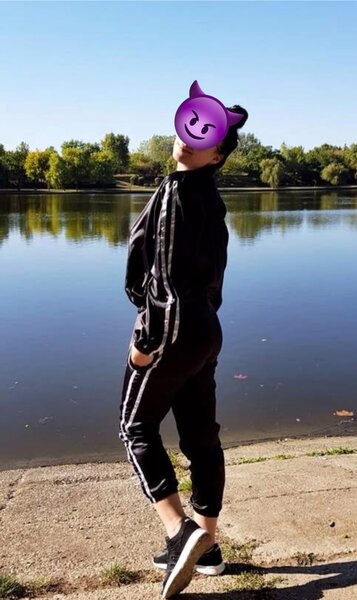 Domnisoara eleganta,